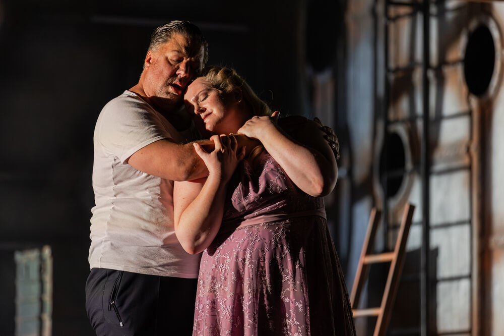 Video "Publikumsstimmen TRISTAN UND ISOLDE"