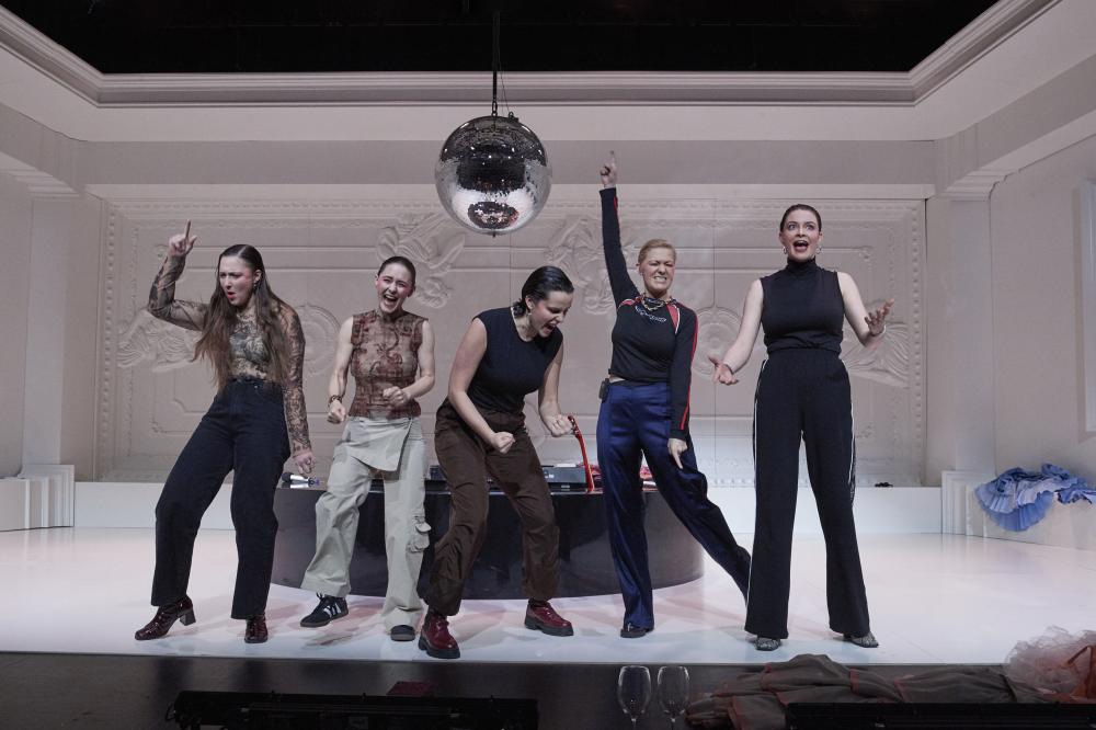 Sophie Juliana Pollack, Kathrin Berg,  Lilly-Marie Vogler, Katharina Solzbacher &amp; Natascha Weigang