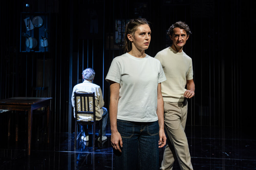 Gerhard Hermann, Daria Lik &amp; Max Roenneberg